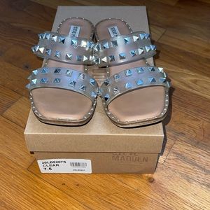 STEVE MADDEN sandals